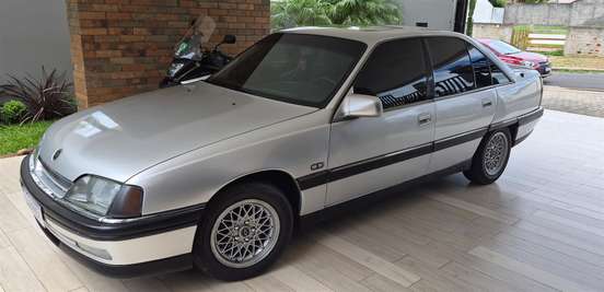 CHEVROLET-OMEGA-1993