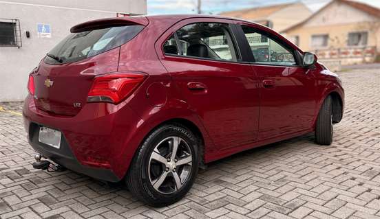 CHEVROLET-ONIX-2018