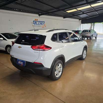 CHEVROLET-TRACKER-2022