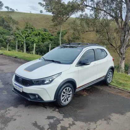 FIAT ARGO 1.3 FIREFLY FLEX TREKKING MANUAL