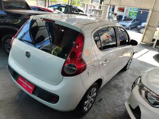 FIAT-PALIO-2015