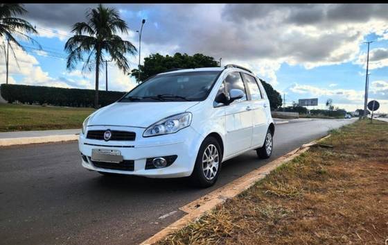 FIAT IDEA 1.6 MPI ESSENCE 16V FLEX 4P AUTOMATIZADO