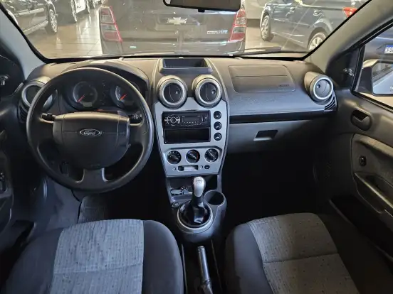 FORD-FIESTA-1.6 ROCAM SEDAN 8V FLEX 4P MANUAL FORD-FIESTA-2013