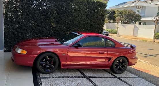 FORD-MUSTANG-1995