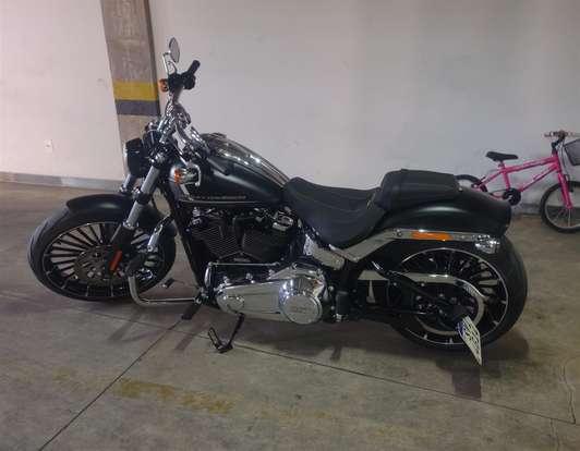 HARLEY-DAVIDSON-SOFTAIL BREAKOUT-2023
