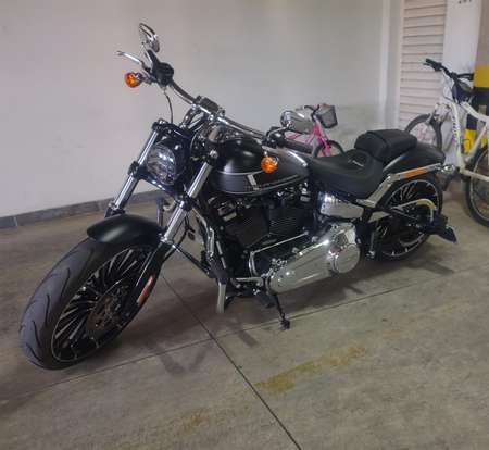 HARLEY-DAVIDSON-SOFTAIL BREAKOUT-2023