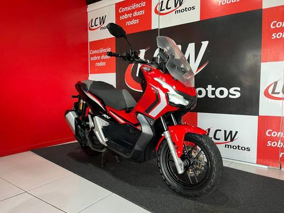 HONDA ADV 