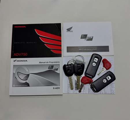 HONDA-X-ADV-2023