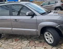 HYUNDAI TUCSON 2.0 MPFI GLS 16V 143CV 2WD FLEX 4P AUTOMÁTICO HYUNDAI TUCSON 2.0 MPFI GLS 16V 143CV 2WD FLEX 4P AUTOMÁTICO