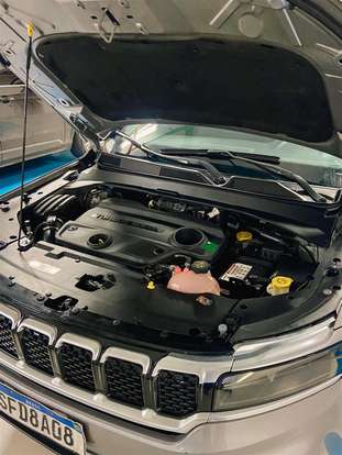 JEEP-COMMANDER-2023