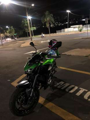 KAWASAKI-Z900-2018