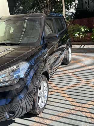 KIA-SOUL-2010