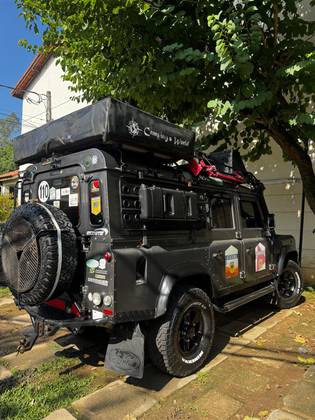 LAND ROVER DEFENDER 2.4 110 SW 4X4 TURBO DIESEL 4P MANUAL