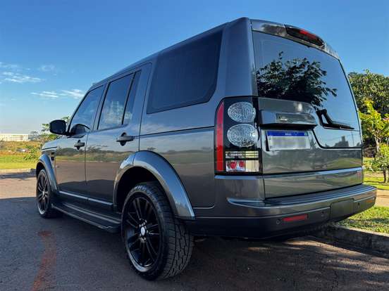 LAND ROVER-DISCOVERY 4-2015
