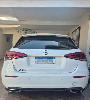 MERCEDES-BENZ-A 250-2020