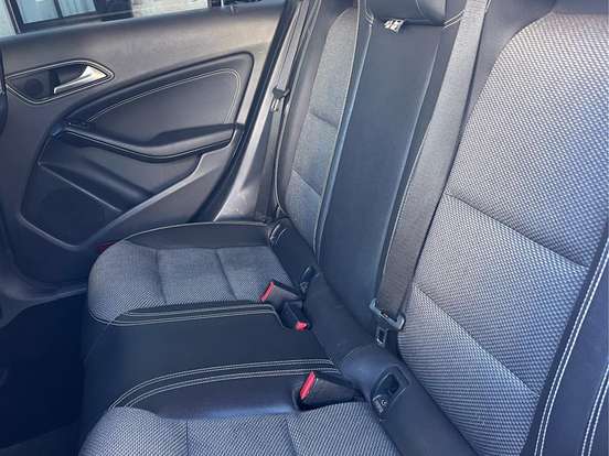 MERCEDES-BENZ-CLA 180-1.6 CGI GASOLINA 7G-DCT MERCEDES-BENZ-CLA 180-2018