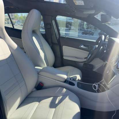 MERCEDES-BENZ-GLA 200-2015