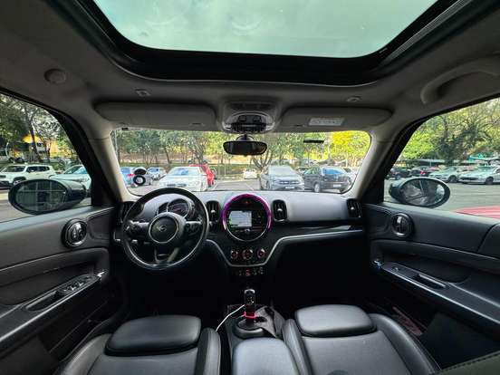 MINI-COUNTRYMAN-2019