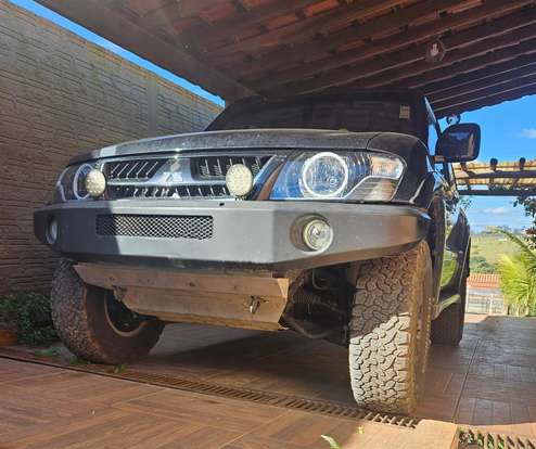 MITSUBISHI-PAJERO FULL-3.8 HPE 4X4 V6 24V GASOLINA 2P AUTOMÁTICO MITSUBISHI-PAJERO FULL-2006