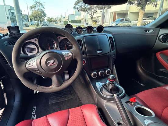 NISSAN-370Z-2009