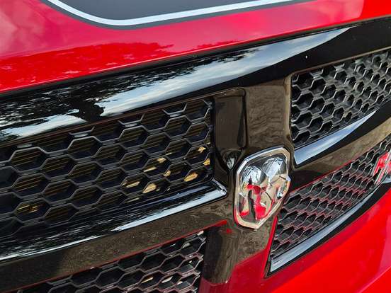 RAM-1500-5.7 V8 GASOLINA LIMITED CD 4X4 AUTOMÁTICO RAM-1500-2023