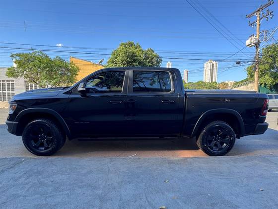 RAM 1500 5.7 V8 GASOLINA REBEL CD 4X4 AUTOMÁTICO