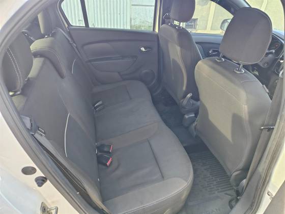 RENAULT LOGAN 1.6 16V SCE FLEX ICONIC X-TRONIC