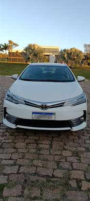 TOYOTA-COROLLA-2018