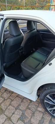 TOYOTA-COROLLA-2018
