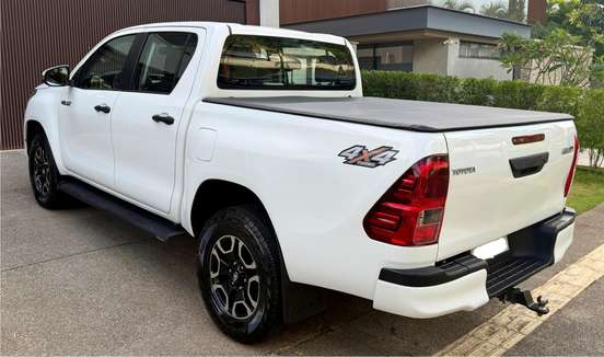TOYOTA-HILUX-2020