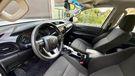 TOYOTA-HILUX-2.8 NARROW 4X4 CD 16V DIESEL 4P MANUAL TOYOTA-HILUX-2020