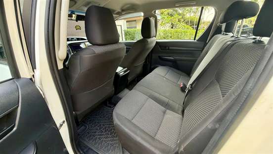 TOYOTA-HILUX-2020