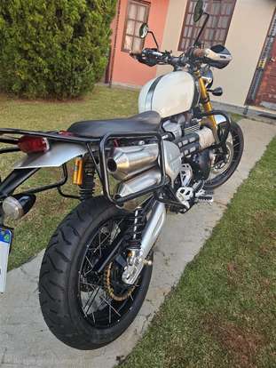 TRIUMPH-BONNEVILLE SCRAMBLER 1200 XE-2019
