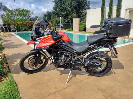 TRIUMPH-TIGER 800 XCX-2019