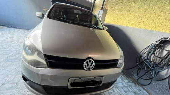 VOLKSWAGEN-FOX-2012