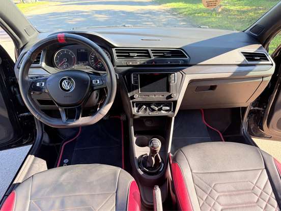 VOLKSWAGEN-GOL-1.0 12V MPI TOTALFLEX TRACK 4P MANUAL VOLKSWAGEN-GOL-2017