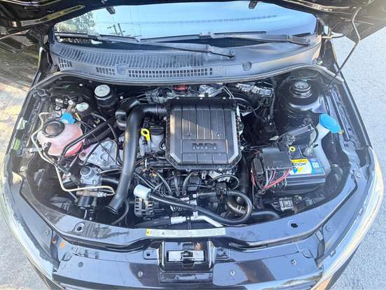 VOLKSWAGEN-GOL-1.0 12V MPI TOTALFLEX TRACK 4P MANUAL VOLKSWAGEN-GOL-2017