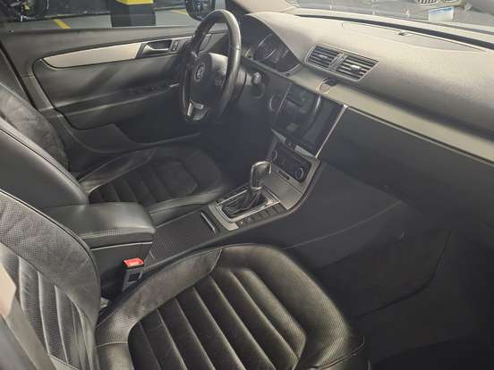 VOLKSWAGEN-PASSAT-2.0 TSI HIGLHINE VARIANT GASOLINA 4P AUTOMATIZADO VOLKSWAGEN-PASSAT-2011
