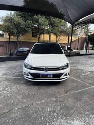 VOLKSWAGEN-POLO-2021