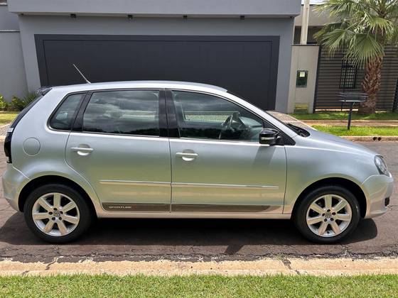VOLKSWAGEN POLO 1.6 MI SPORTLINE 8V FLEX 4P MANUAL