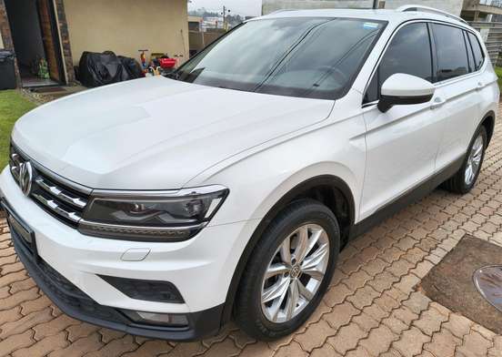 VOLKSWAGEN-TIGUAN-2019