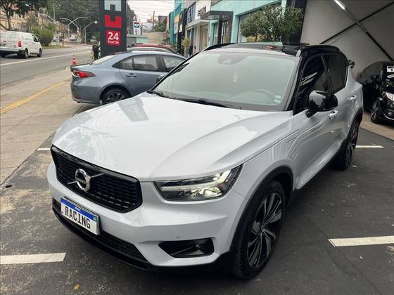 VOLVO XC40 1.5 T5 RECHARGE R-DESIGN GEARTRONIC