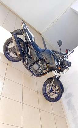YAMAHA-FAZER 250IE LIMITED EDITION-2010