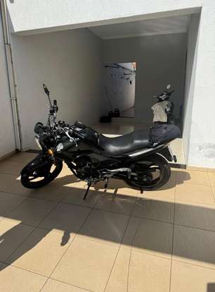 YAMAHA-FAZER 250IE LIMITED EDITION YAMAHA-FAZER 250IE LIMITED EDITION-2010
