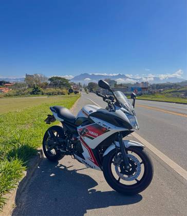 YAMAHA XJ6 F 