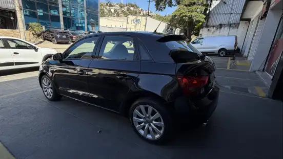 AUDI-A1-2013
