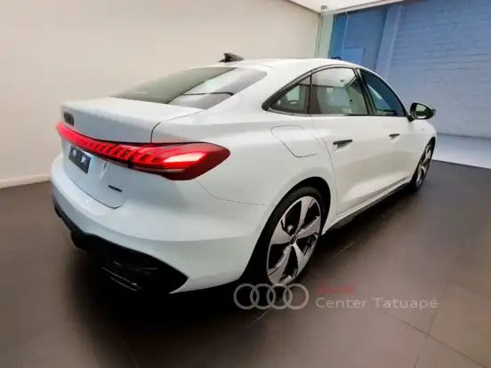 AUDI-A5-2.0 TFSI GASOLINA S LINE QUATTRO S TRONIC AUDI-A5-2026