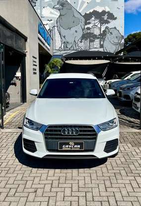 AUDI-Q3-2018