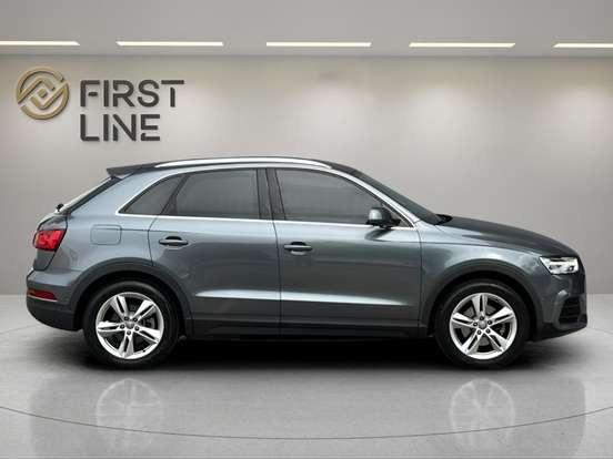 AUDI-Q3-2018