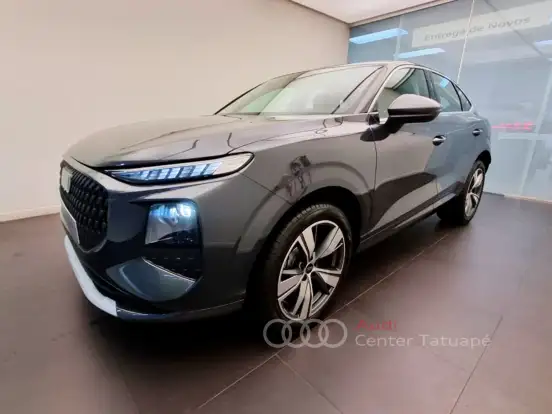AUDI-Q3-2026